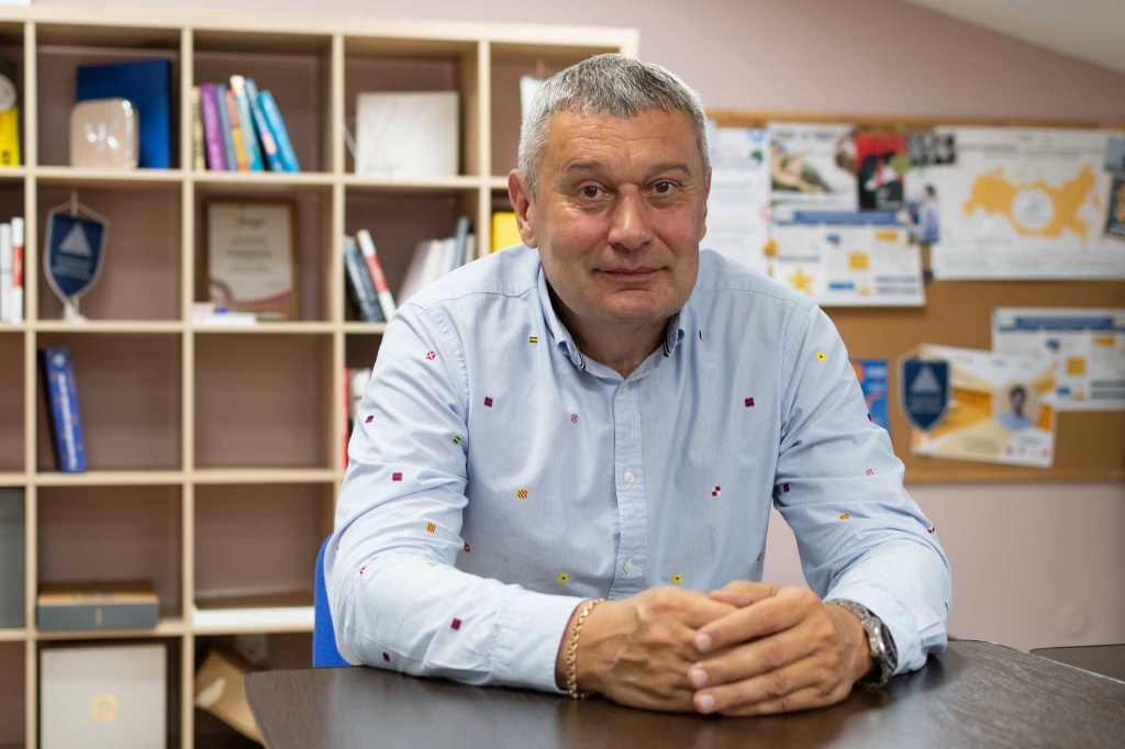 Вадим-Власов_Фонд-'Не-напрасно'.jpg Вадим-Власов_Фонд-'Не-напрасно'.jpg
