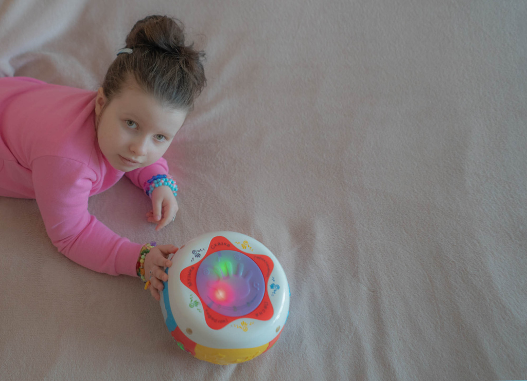 Ева, подопечная фонда «свет.дети». Фото: Сабина Наджафова.jpg