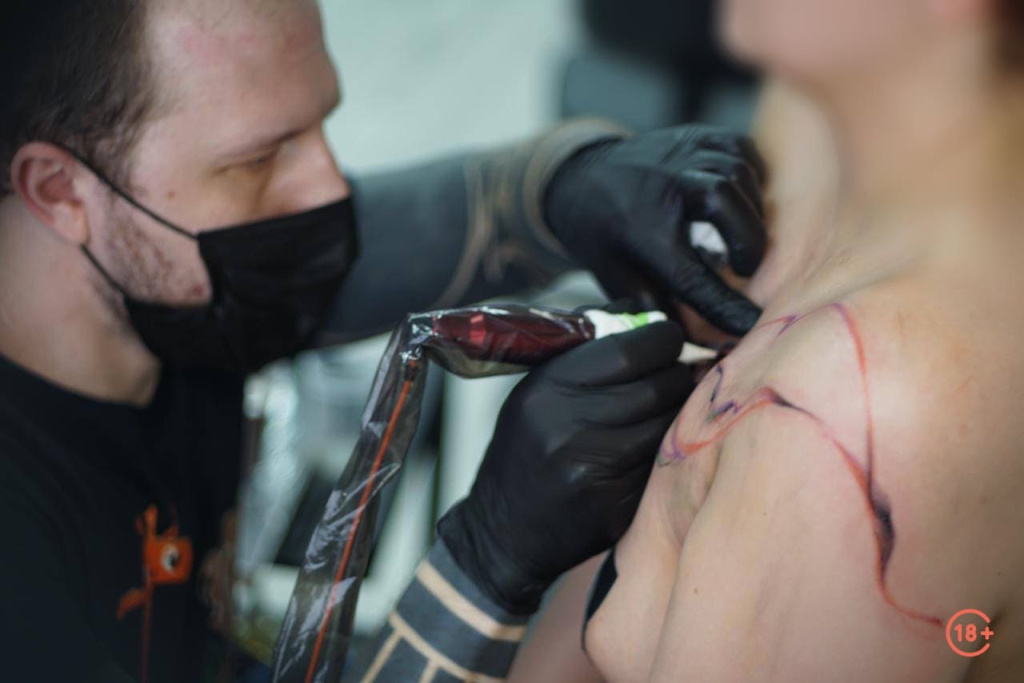 Сеанс тату. Алексей Платунов.jpeg Сеанс тату. Алексей Платунов.jpeg