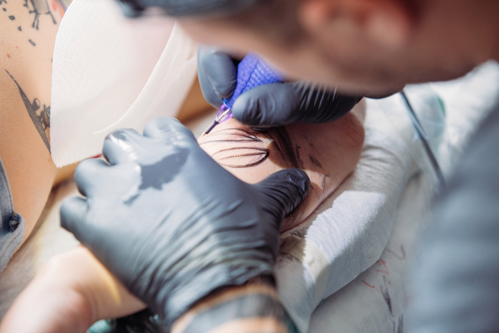 Сеанс тату.jpeg Сеанс тату.jpeg