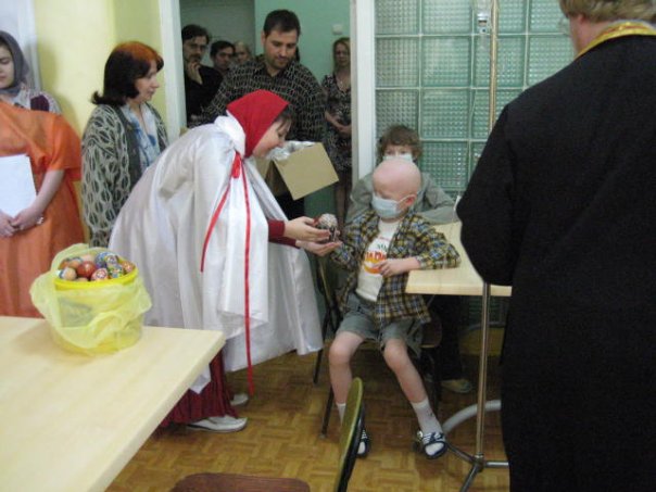 София Лагутинская, Пасха в 2008 году.jpg