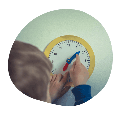 Ребенок-и-часы.png
