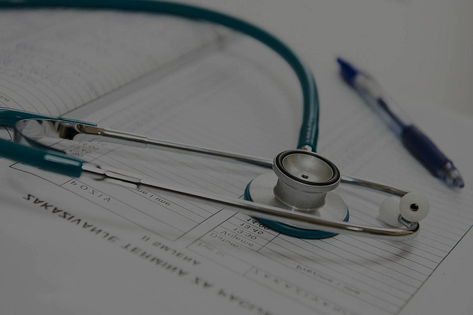 Доказательная медицина, общение с пациентами и медицинская этика: чему учат в Высшей школе онкологии?